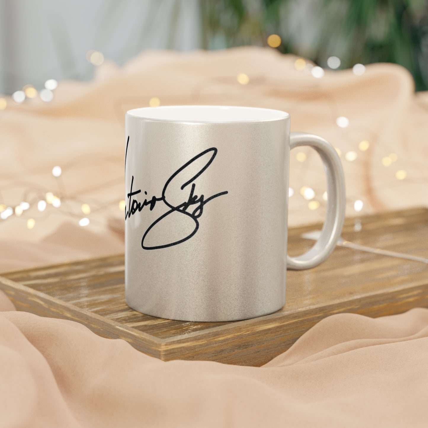 Metallic Signature Mug — Silver/Gold Accent Coffee Cup